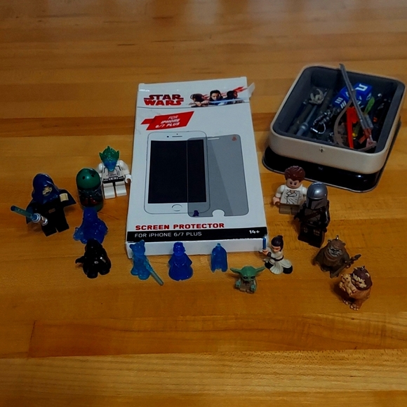 Star Wars Franchise Toy/Book Lot - Picture 14 of 16